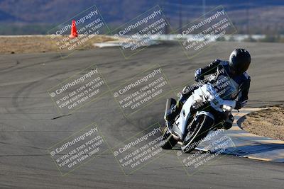 media/Jan-09-2022-SoCal Trackdays (Sun) [[2b1fec8404]]/Turns 9 and 8 (920am)/